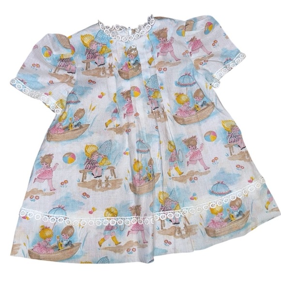 Vintage 70s Baby Dress – Storybook Print, Lace Trim – 18–24 Months - Picture 2 of 4